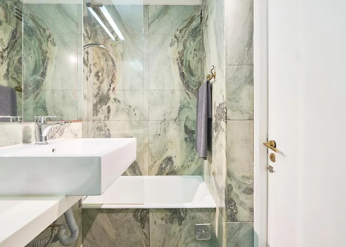 Sunny With Private Balcony Privat bolig *