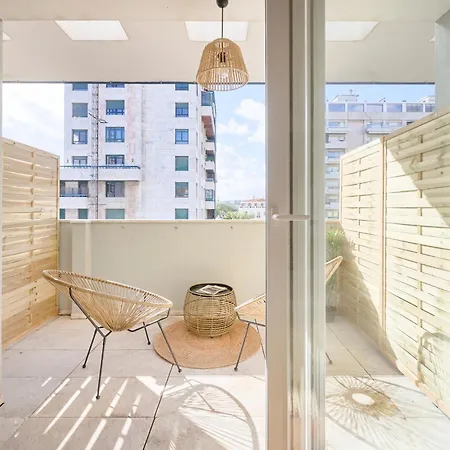 Habitación en casa particular Sunny With Private Balcony Lisboa