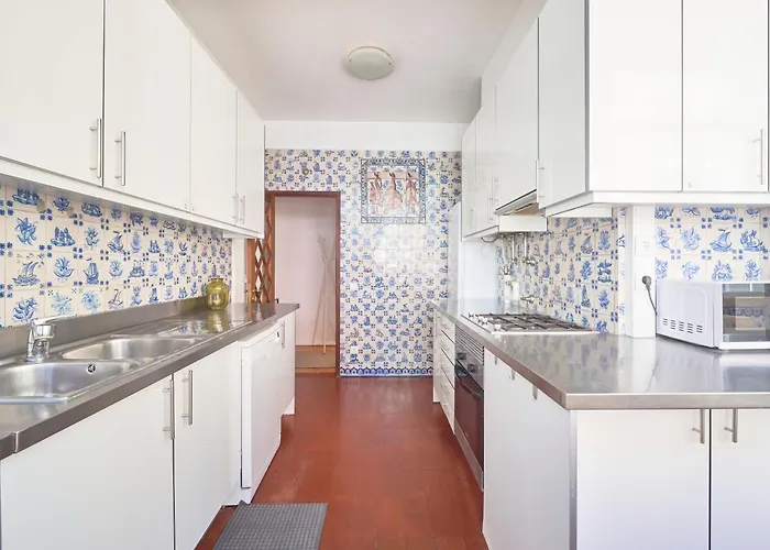 Sunny With Private Balcony Accommodatie bij particulieren